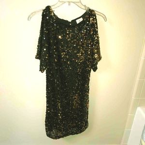 Gorgeous Sequin Dress, worn once!! Must see!